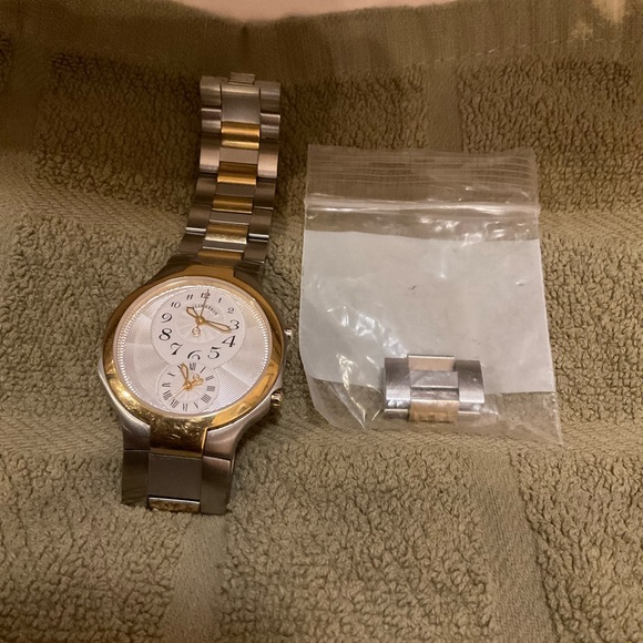 Philip Stein Two Tone Watch - Picture 6 of 6